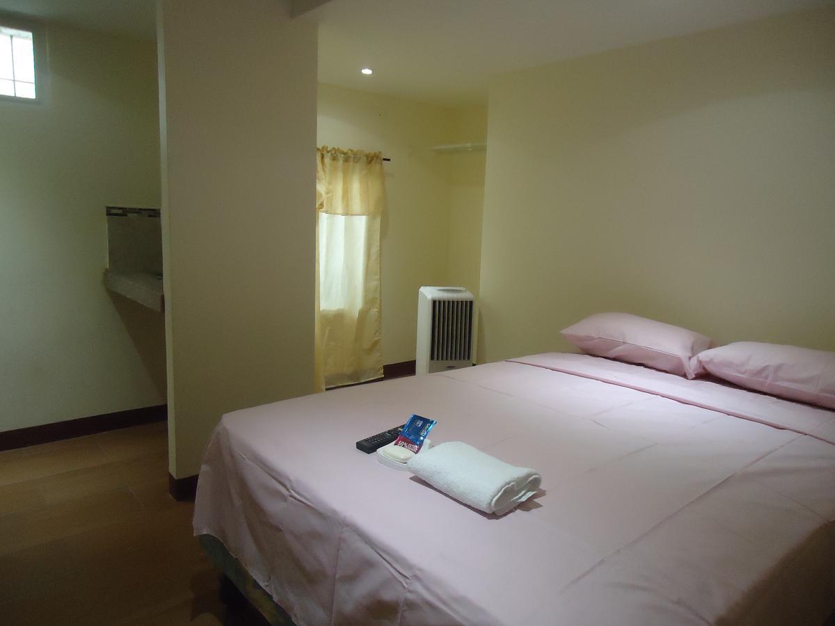 Hostaling Guayaquil Mercedes 外观 照片